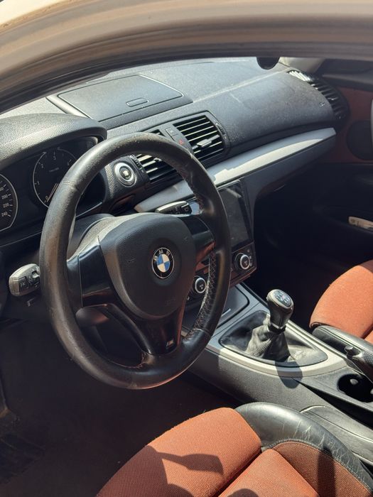 BMW 118D 2009 c/ Garantia
