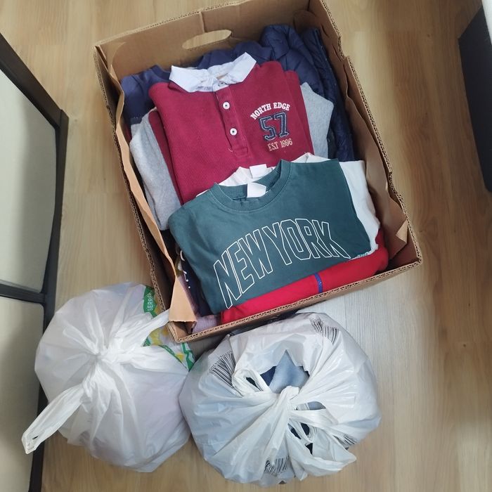 Lote de roupa de criança