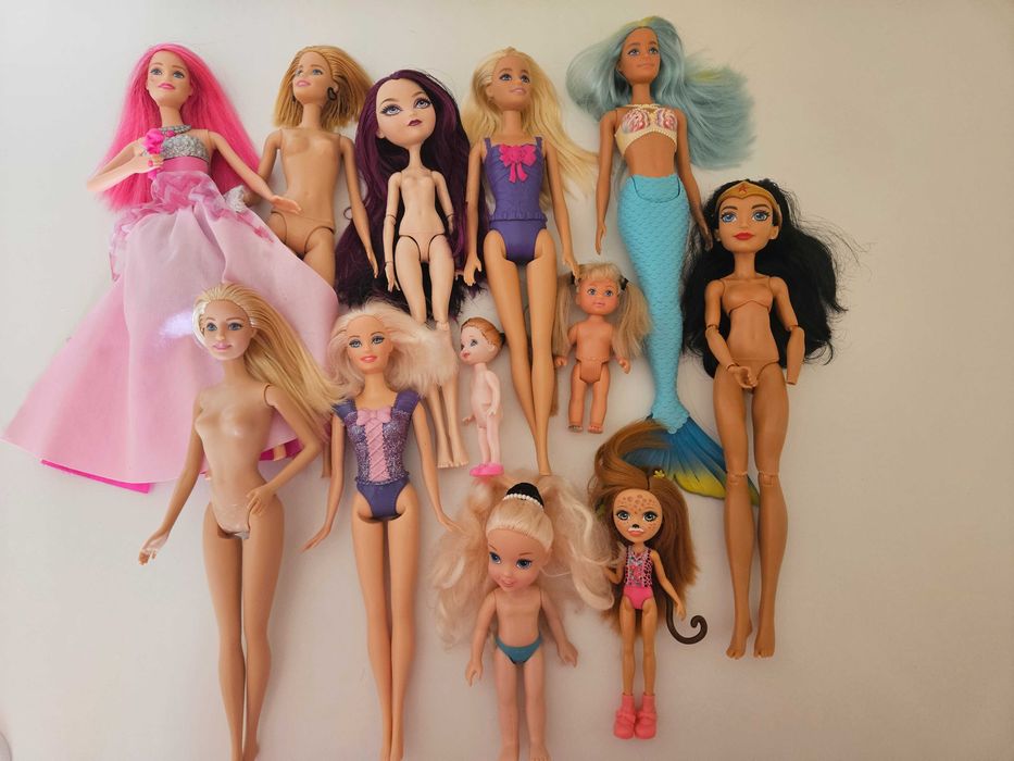 Lotes de Barbies