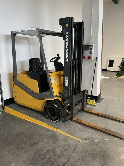 Wózek widłowy Jungheinrich