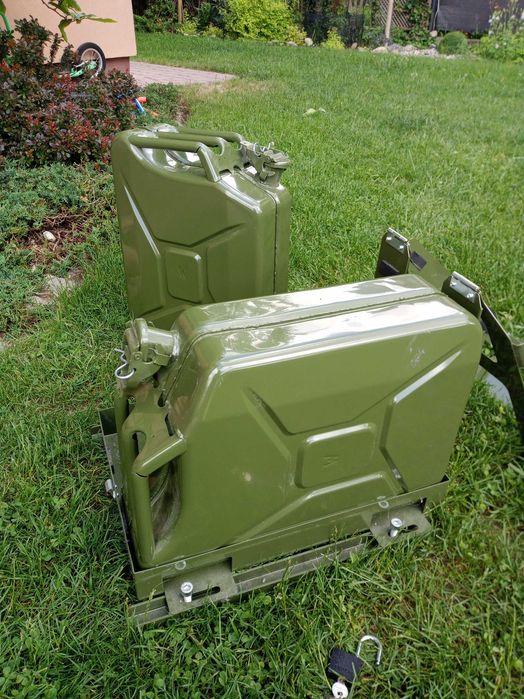 2 x 20 L KANISTER GELG + Mocowanie bagażnik dachowy
