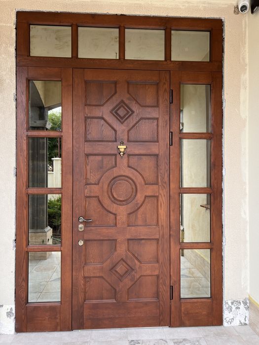 Установка входных дверей