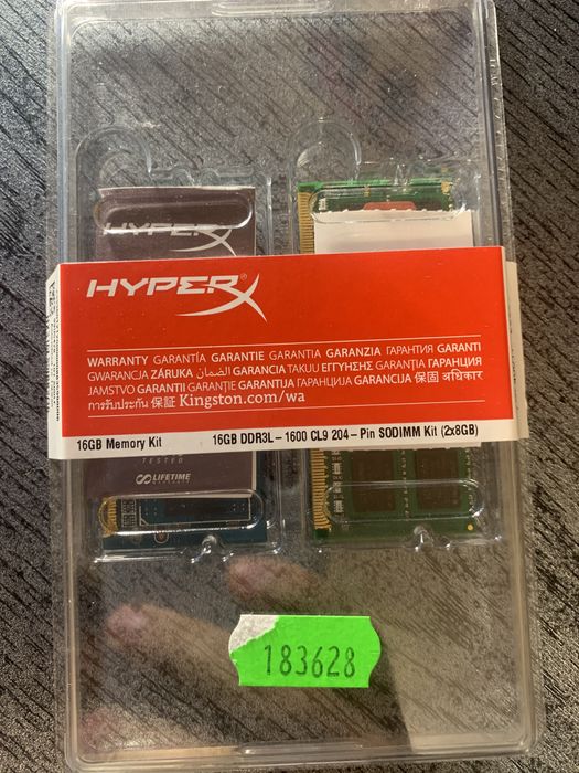 2 планки ОЗУ (оперативная память). HyperX