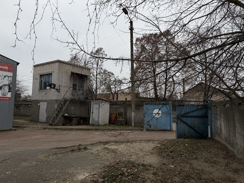 офісно-скадське приміщення 833м Чернігів вул. Робітнича 20