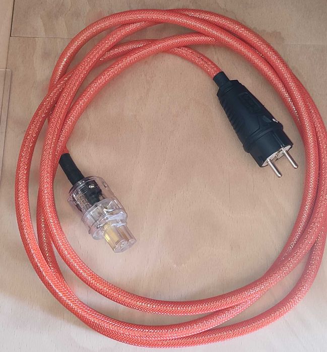 Tomanek Power Cable TPC Gold-Black - przewód zasilający/ sieciowy 230V