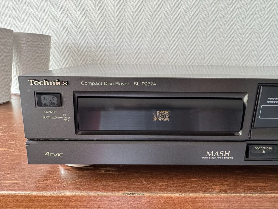 Odtwarzacz Technics SL-P277A