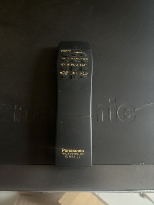 Видеомагнитофон Panasonic