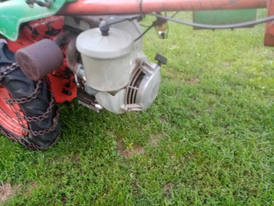 Traktorek jednoosiowy Dzik Rapid