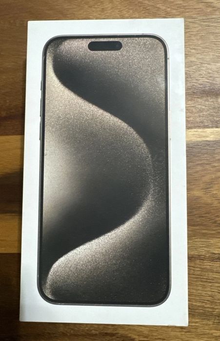 Iphone 15 Pro Max 256Gb Titânium