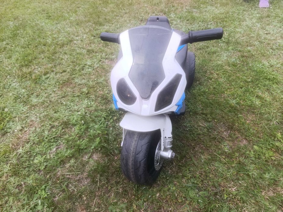 Motorek na akumulator dziecięcy (do 3 lat)