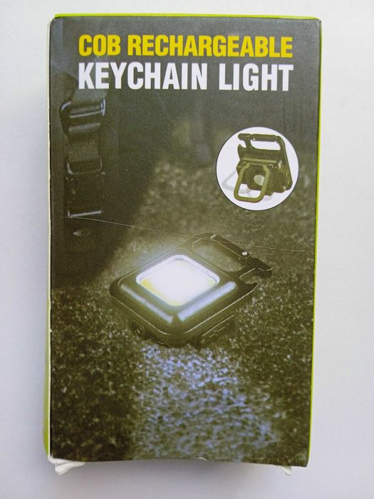 очень яркий компактный фонарик на аккумуляторе