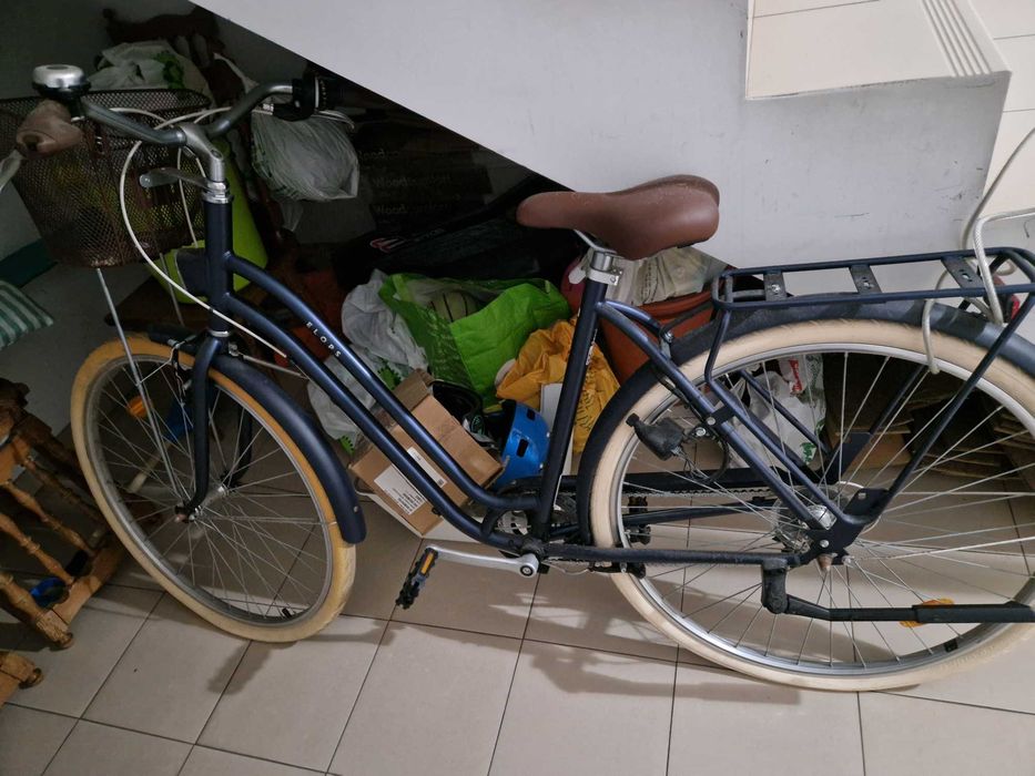 Bicicleta azul como nova de mulhet
