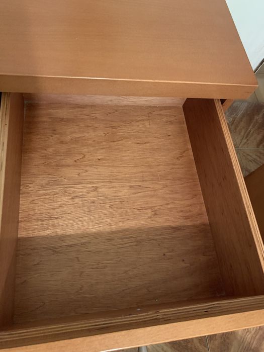 Secretaria em cerejeira