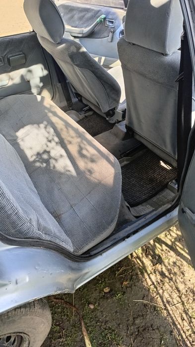 Продам підуставший автомобіль