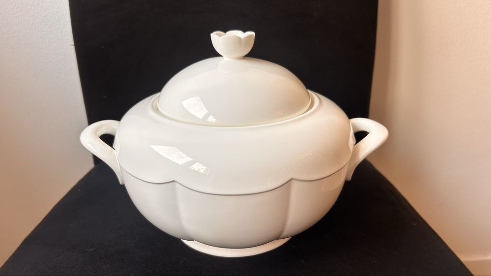 Terrina em porcelana branca Villeroy & Boch