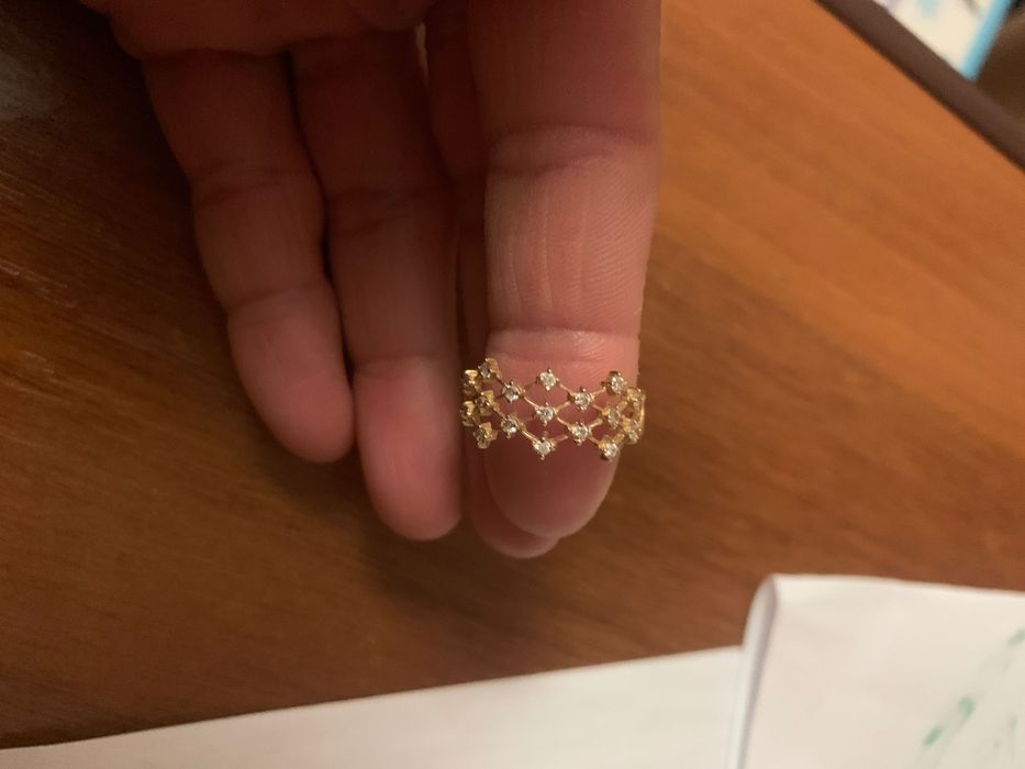 Кільце з цирконієм золоте 17,5