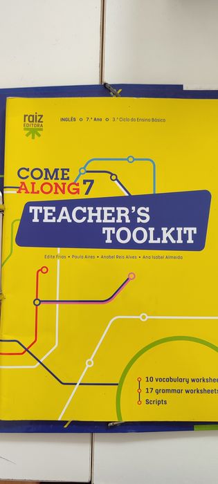 Dossiê do professor de inglês Come along 7