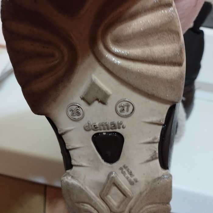 Продам зимове взуття