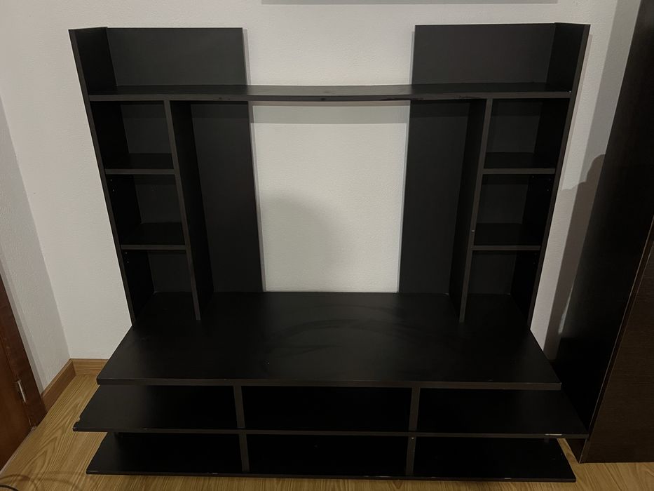 Móvel de TV + vitrine