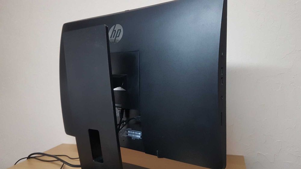Sprzedam HP 600 g3 AIO i5-6500 , 21 cali 1920 x 1080