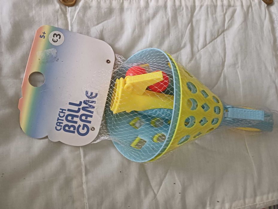 Jogo Infantil Catch Ball com gatilho novo