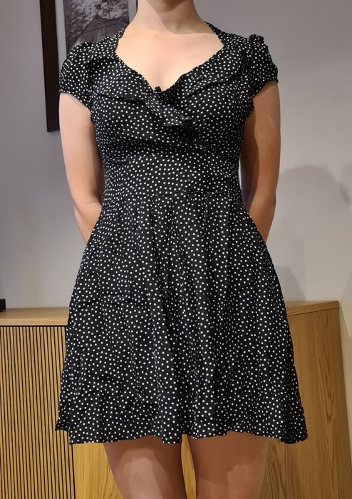 Bawełniana sukienka w groszki  pin up style