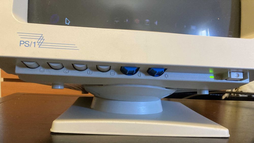 Monitor IBM PS1 59G7872 Series 128-00264283780821250121