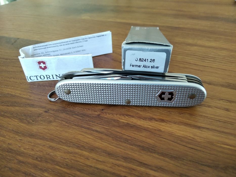 Victorinox farmer alox