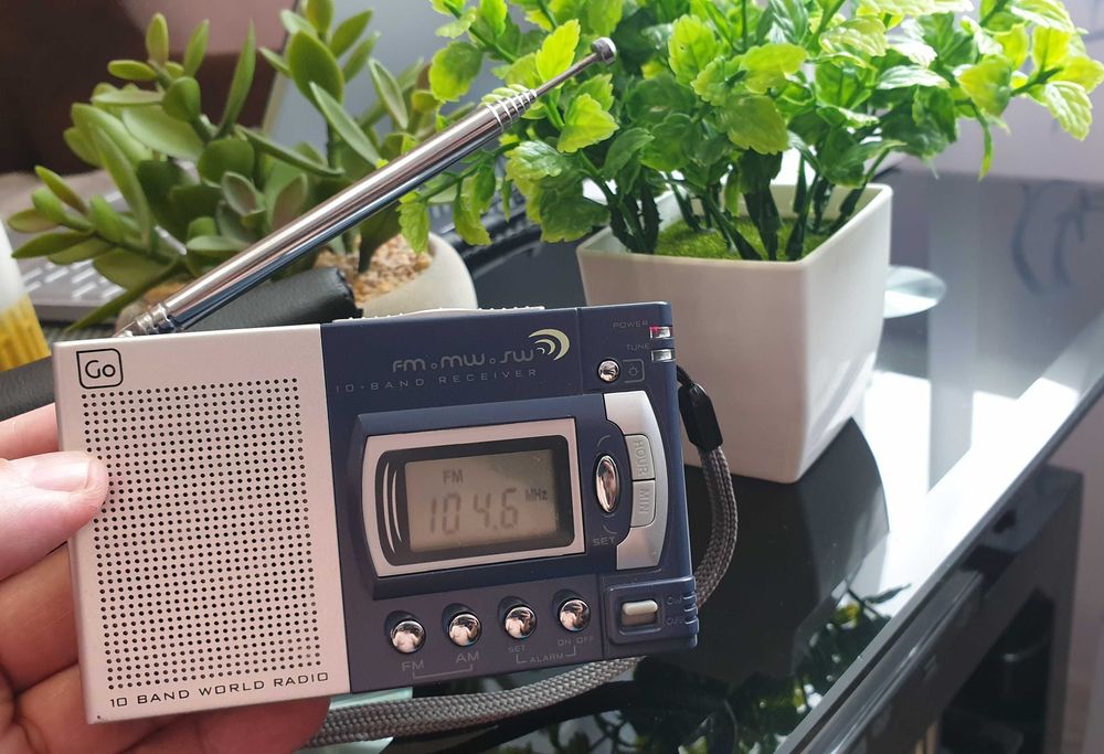 Всехвильовий радіоприймач Design Go 10 Band World Radio | Ідеальний Стан + Чохол