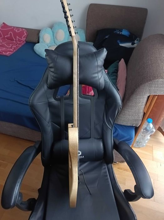 Gitara DIY w stylu Ibanez Jem Jr. Steve Vai signature