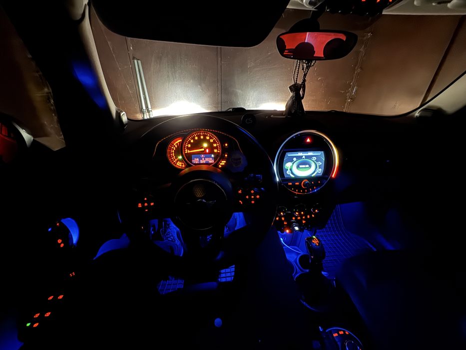 Mini Cooper one 4 doors 2017