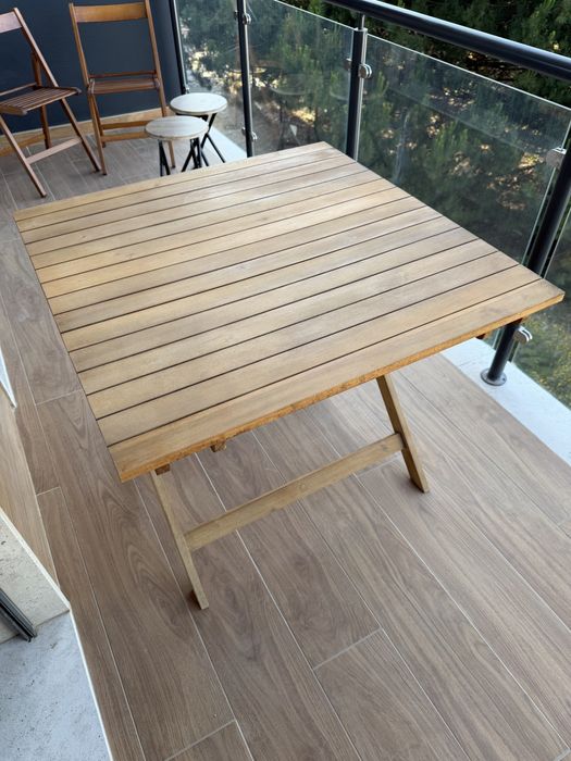 Mesa Dobrável de Exterior em Madeira – Excelente Estado