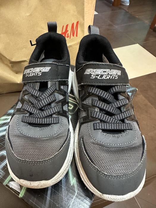 Продам кросівки Sketchers 36 розміру