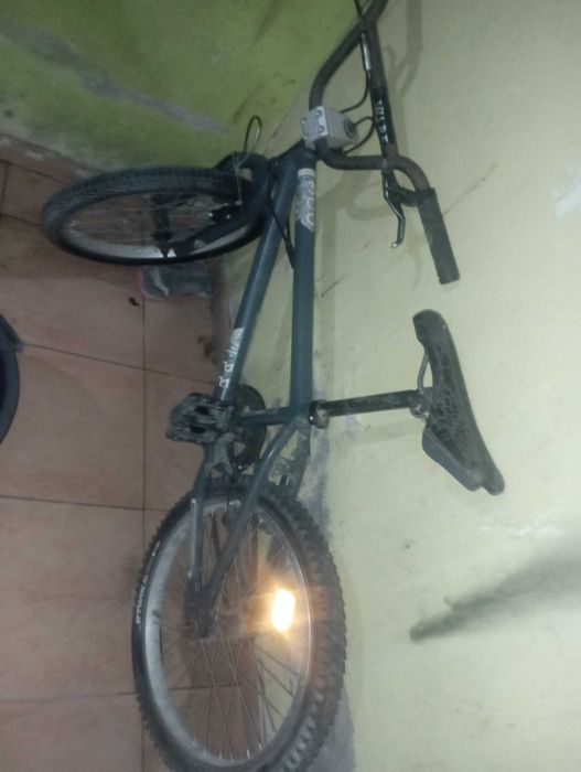 Vendo bicicleta  já usada