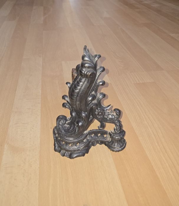 Andirons de ferro
