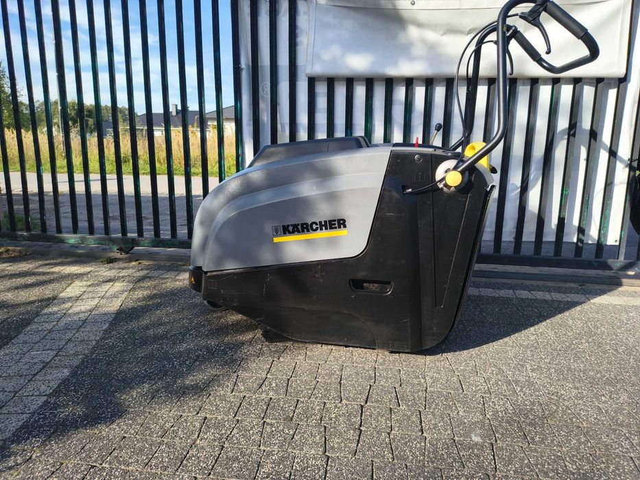 Zamiatarka KARCHER KM 75/40 W BP Pack Gwarancja