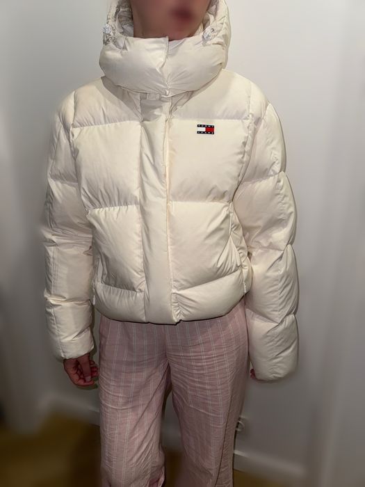 Tommy Jeans kurtka puchowa damska – rozmiar M