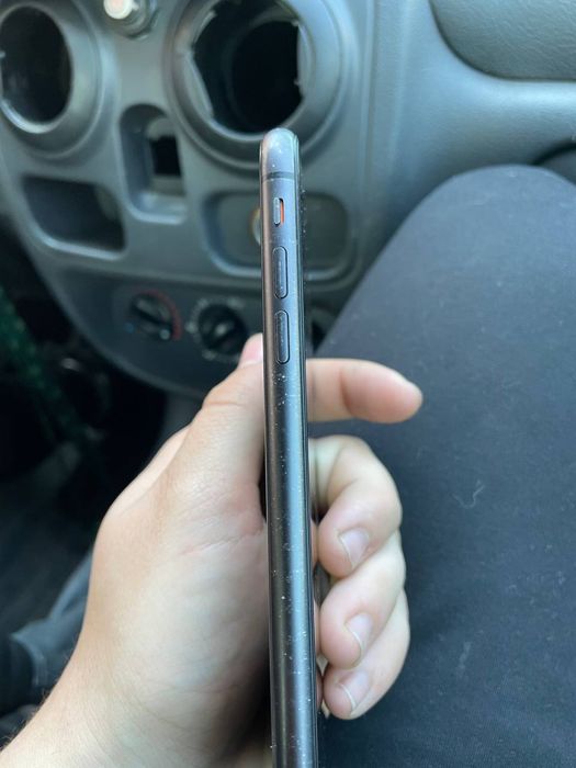 iPhone 11 64GB Black