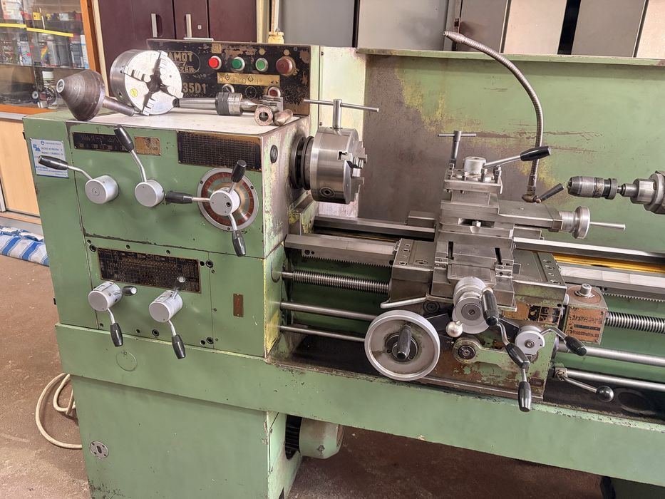 Torno mecanico T U M 35