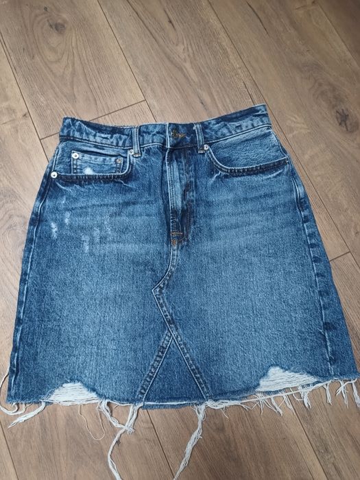 Spódnica jeansowa, r. 36
