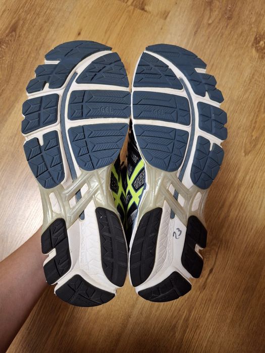 Кроссовки Asics gel-kayano 20 (44,28см) original