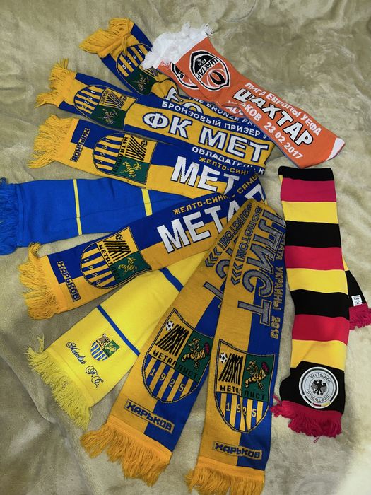 Ретро футболні шарфи Металіст Шахтар DFB
