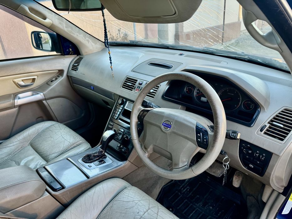 Volvo Xc90 2,4 Дизель Автомат 4х4