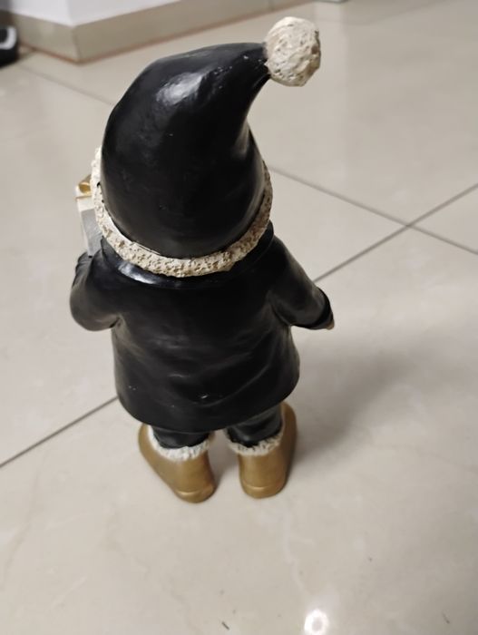 Figurka z Home You