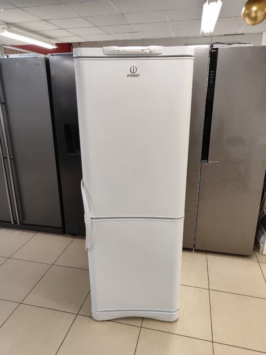 Продам холодильник з доставкою Indesit B16S.025, гарантія, занос