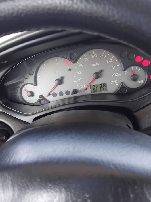 Vendo Ford Focus 1.8 TDDI