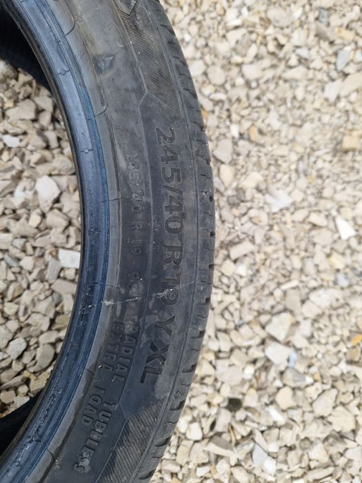 Opony letnie 245/40R19 Barum