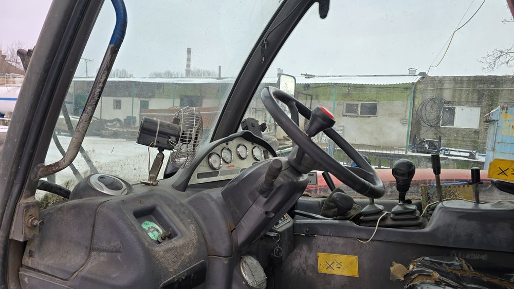 Продам Manitou 1030