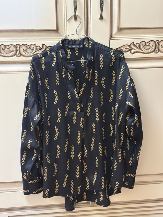 Чорна блуза Zara