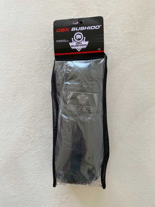 Rękawice bokserskie DBX Bushido 14 oz — NOWE